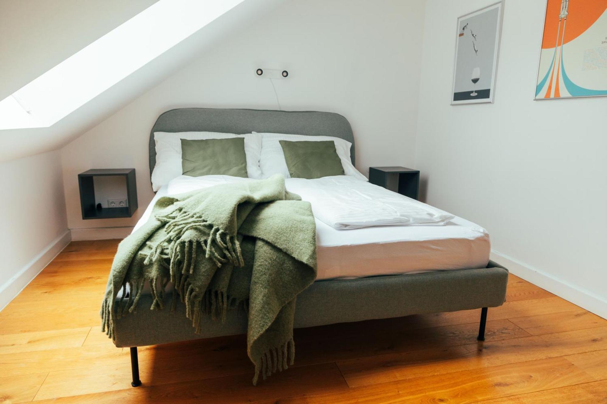 Large Apartments - Great For Groups - With Balcony Or Terrace Вена Экстерьер фото
